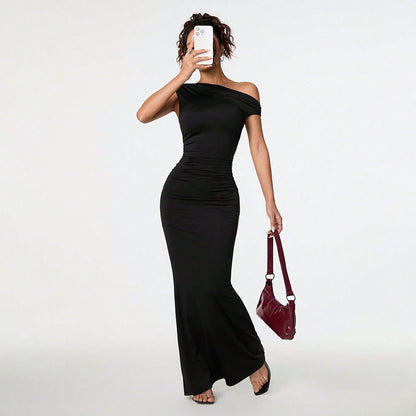 Women's Sexy Socialite-style Dress Summer Off-shoulder Slant-neck Black Evening Gown Maxi Dress